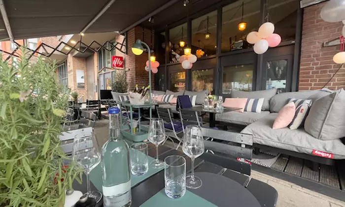 Gaumenfreuden: Exklusive Fischplatte für 2 Personen im Rado am Hafen in Hamburg (41% sparen) - Second Medium