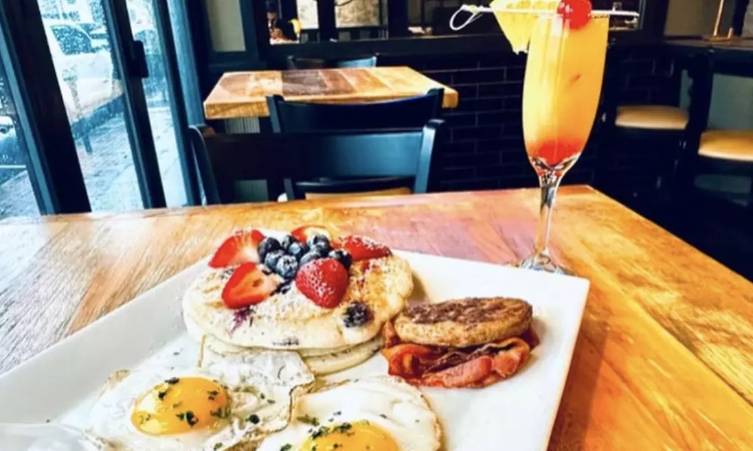 Unforgettable Bottomless Brunch Including Unlimited Mimosas and Entrée at Catch 13 - Up to 42% Off