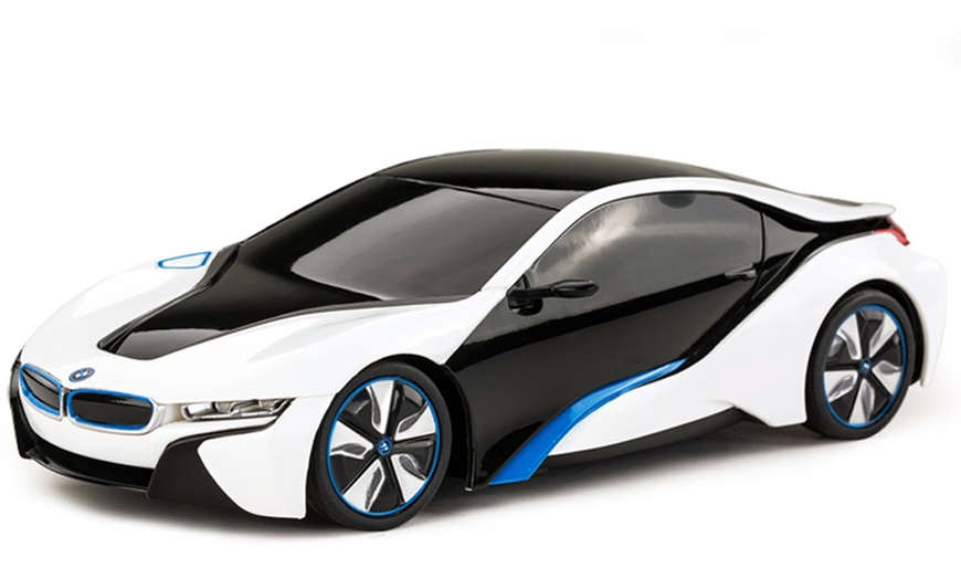 Image 6: BMW i8 RC Remote Radio Car