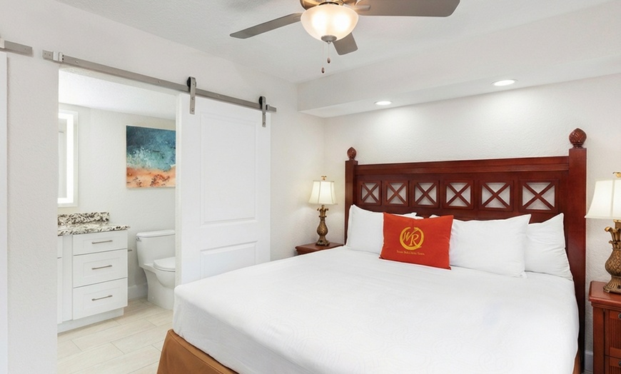 Image 11: Family-Friendly Villas Close to Top Attractions