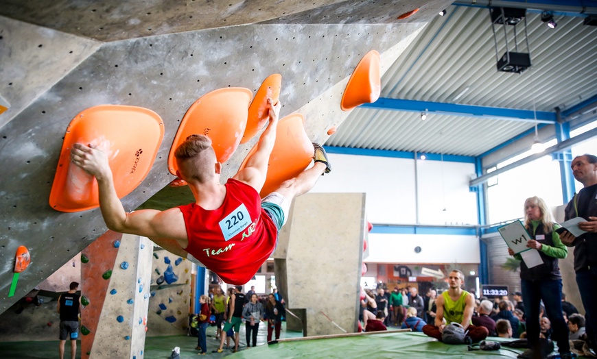 Image 6: Tageseintritt in die Boulderhalle inkl. Kletterschuhe