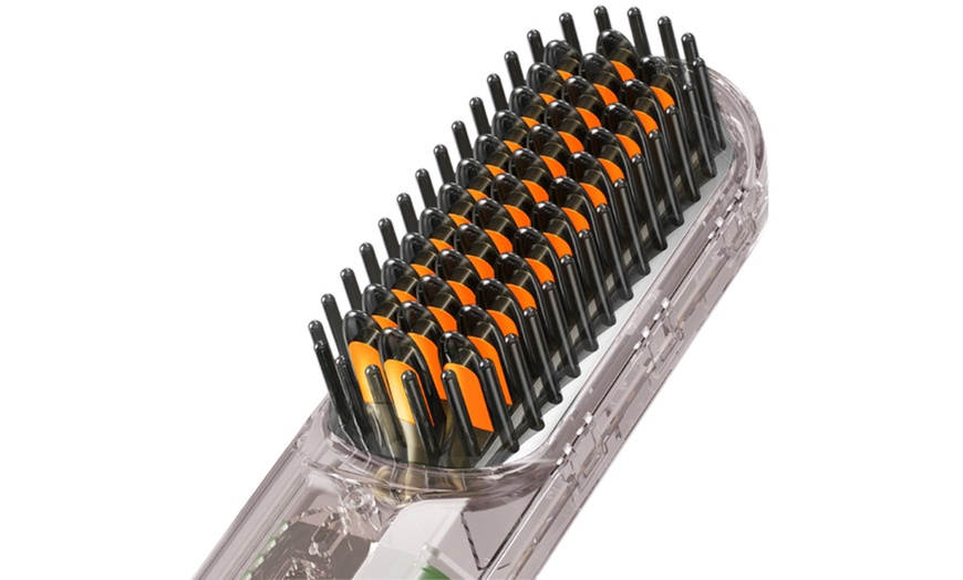 Image 9: Cordless Hair Straightener Brush