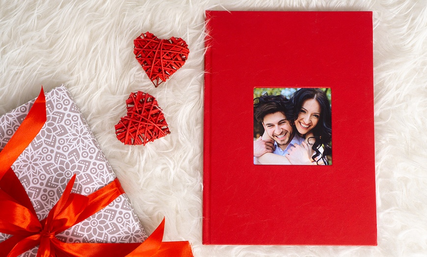 Image 4: Fotolibro A4 prémium personalizable: documenta tus momentos con estilo