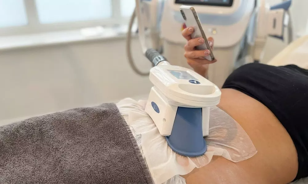 Sculpt Your Body with Two or Four Applicators: Cryolipolysis