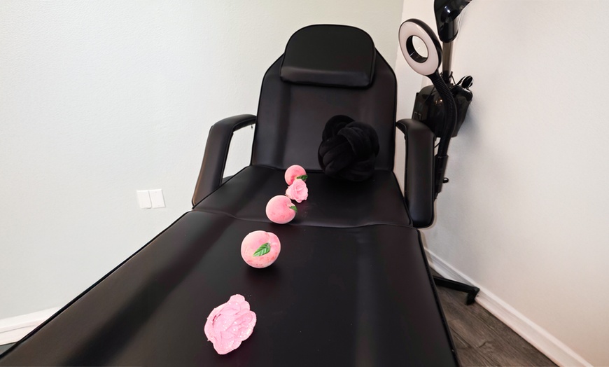 Image 2: One Brow Tint or/and Lamination or One Lash Lift