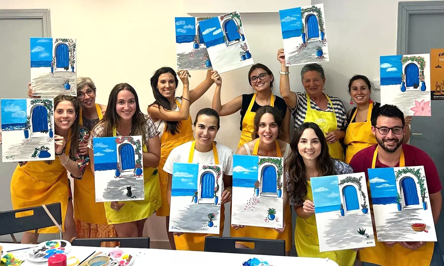 Taller de pintura acrílica para 1 o 2 personas con bebida y picoteo