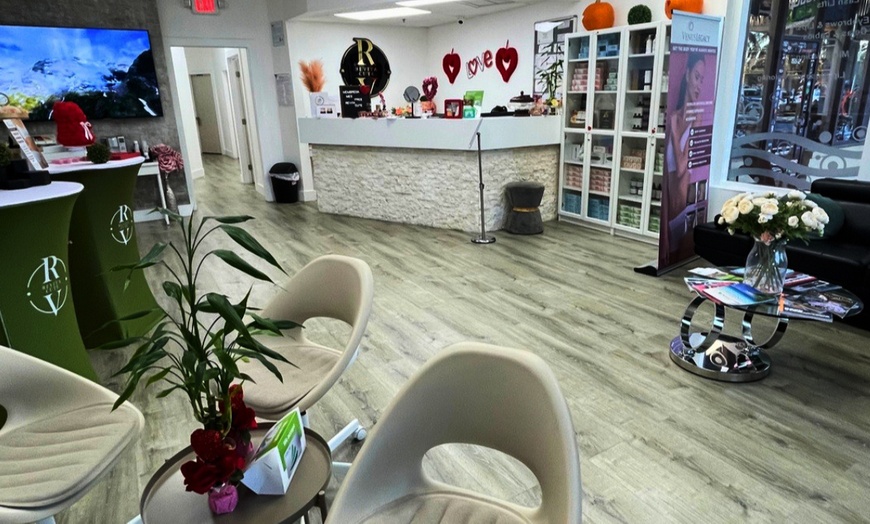 Image 3: One or Three 30-Minute Venus Spa Sessions on Large Area