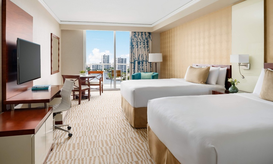 Image 2: Member-Only Deal: Oceanfront Retreat with Spacious Suites & Spa