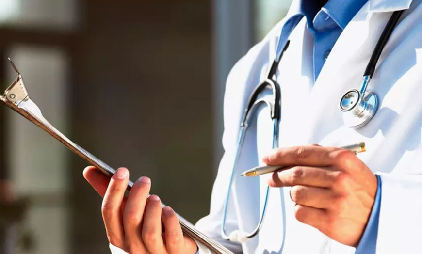 Image 1: Certificado médico psicotécnico para carnet de conducir u otros