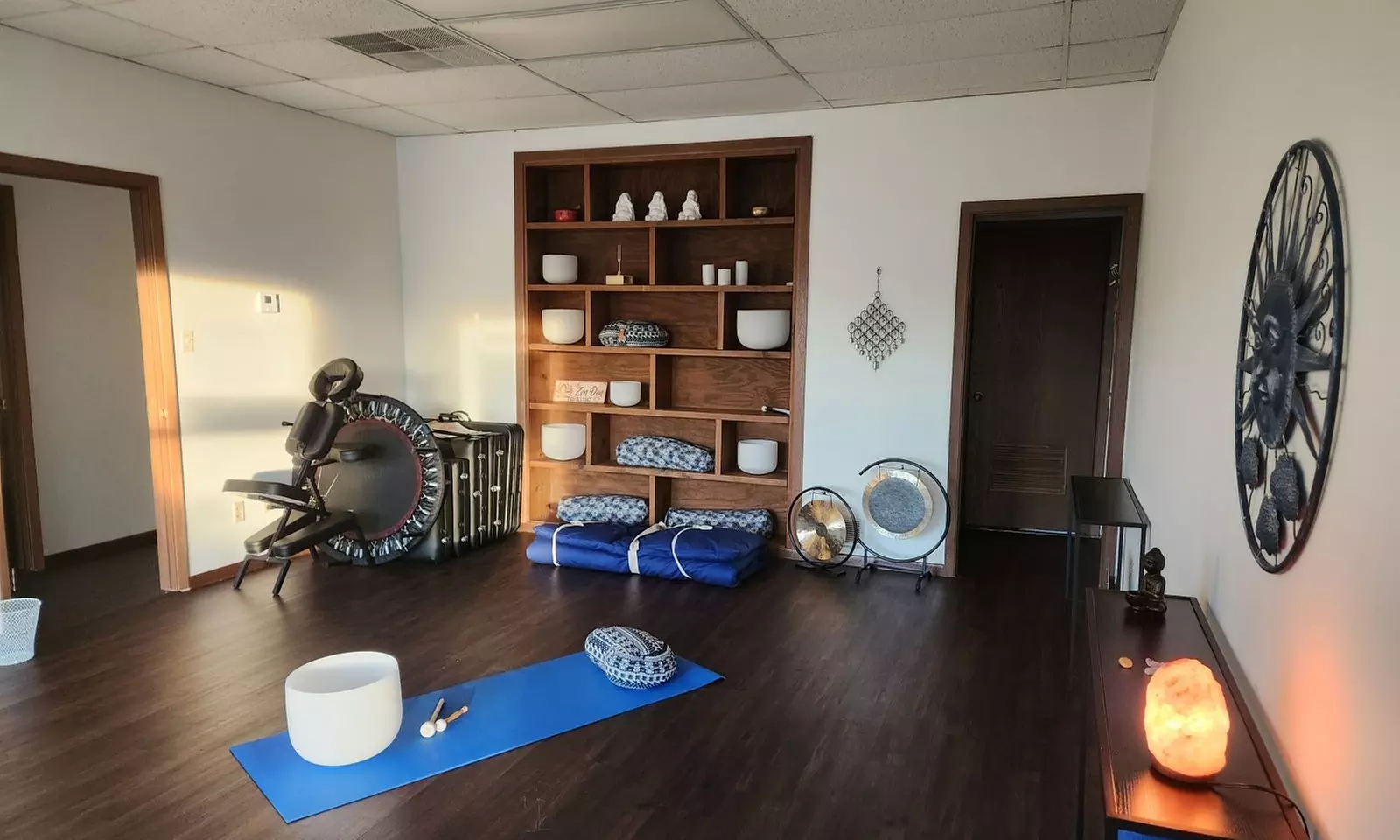 90-Minute Shiatsu Massage with Essential Oils and Warmed Bed