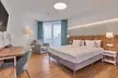 Pobierowo: 1-2 noce dla 2 osób z wyżywieniem, masażem relaksacyjnym i pobytem w strefie Wellness w Hotelu Pinea Resort - Image 5
