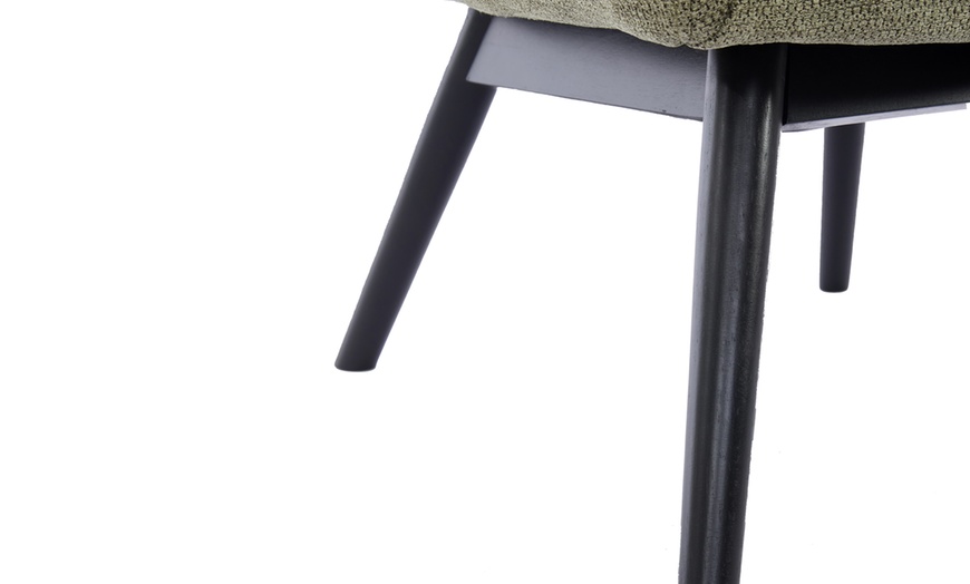 Image 37: Poltrona scandinava con gambe in legno massello Doosense