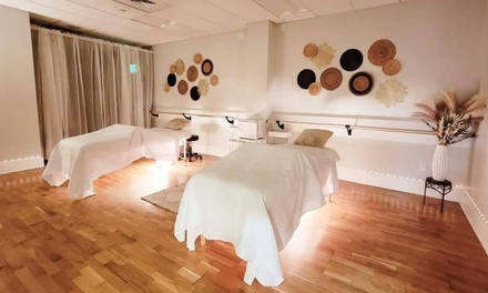 60-Min Full body Massage with Aromatherapy and Hot Towels - Spazeria Wellness Spa