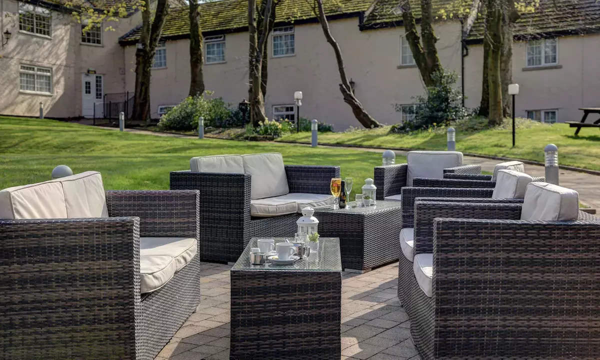 Greater Manchester: Stay with Breakfast