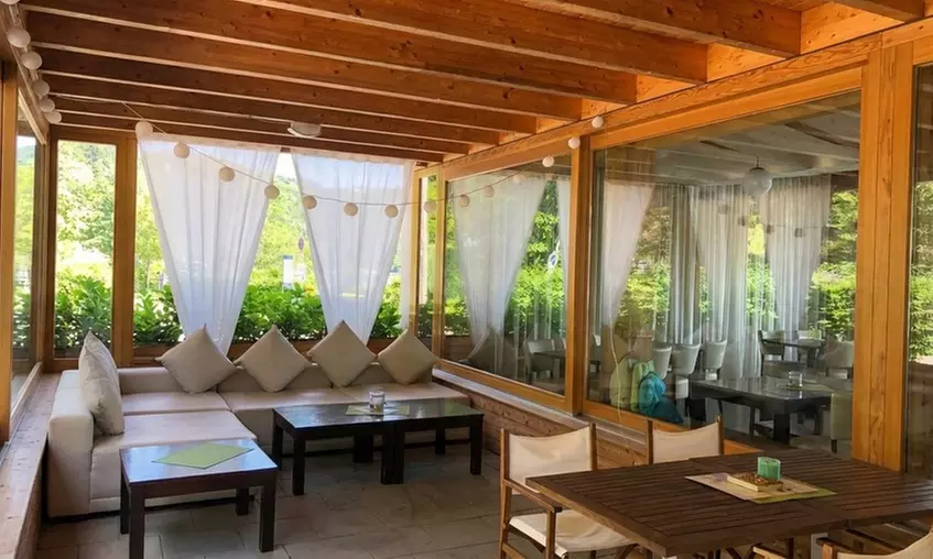 Pizza, Flammkuchen, Burger oder Schnitzel mit Pommes nach Wahl