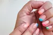 Manicura, pedicura o manipedi exprés con esmaltado normal o permanente, con hasta un descuento del 43% para 1 - Second Medium