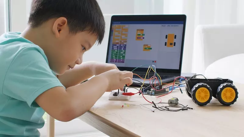 Engaging 90-Min Coding Class + 1,2, or 3 Additional 90-Min Class for Kids at Blue Slate StudioLab(Up to 58% Off) - Primary Image