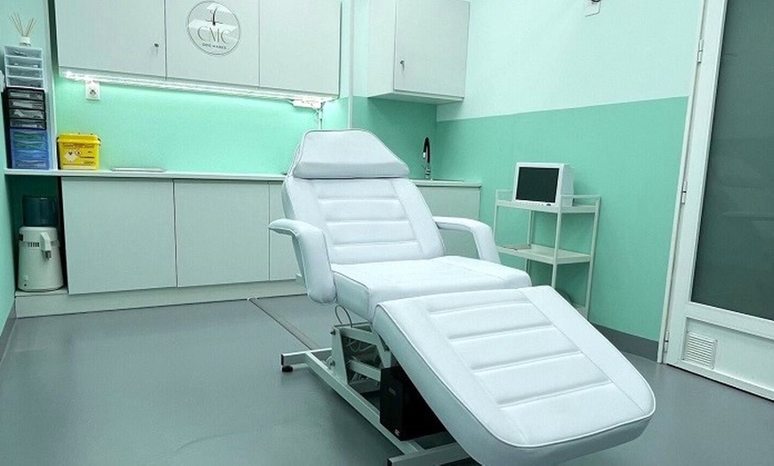 Image 4: 1, 2 o 3 sesiones de microneedling facial de vitaminas con Dermapen