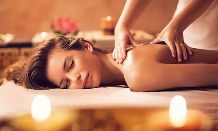60 oder 90 Min. Relax-Massage für 1 Person - Pure Entspannung für Körper & Geist (bis zu 20% sparen) - Primary Image