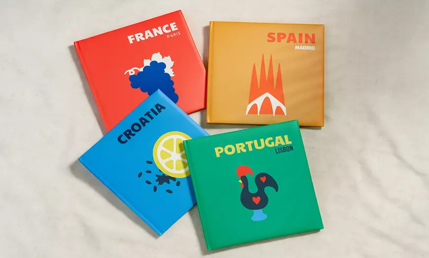 Image 2: Inmortaliza tus recuerdos con un fotolibro cuadrado de Colorland