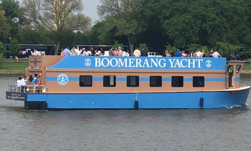 Image 5: Sightseeing Cruise of Washington DC on the Potomac River for Up To 6!
