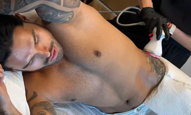 Tone Your Body with 3, 5 or 10 Cavitation Sessions For Men - 30 Minutes Each at EPH Esthetic (Up to 0%Off) - Primary Image