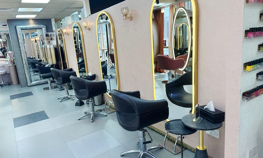 Image 2: Brightening, Purifying, Anti-Aging, Deep Cleansing Facial and More