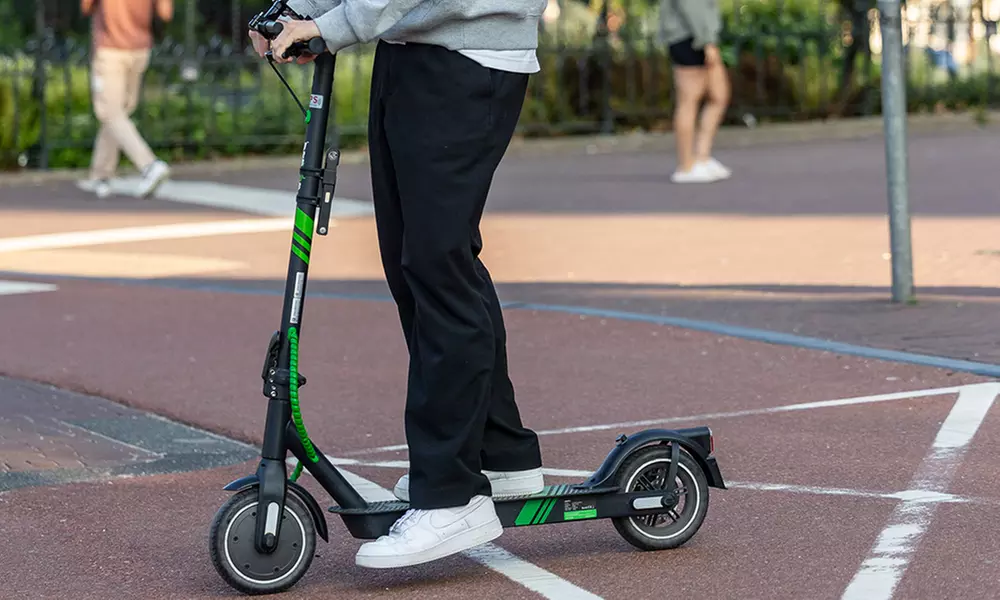 Amsterdam per elektrische step: 1 of 3 uur of een hele dag