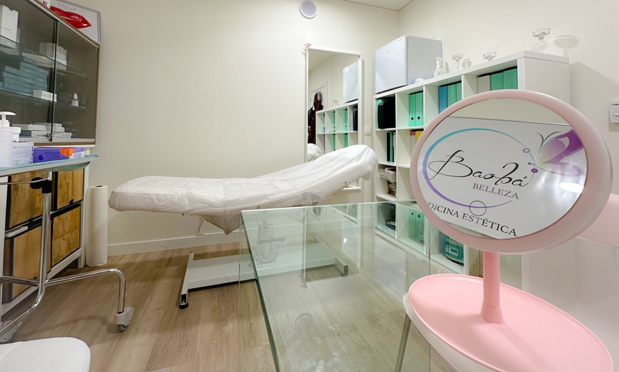 Image 5: Tratamiento facial con exosomas con dermapen en 1 o 3 zonas a elegir 