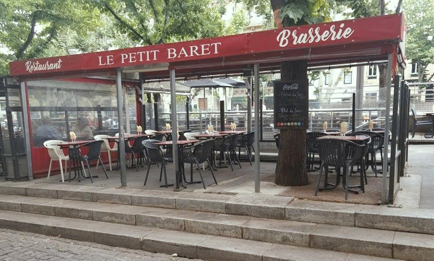 Image 3: Menu plat et dessert au choix pour 2 ou 4 personnes au Petit Baret