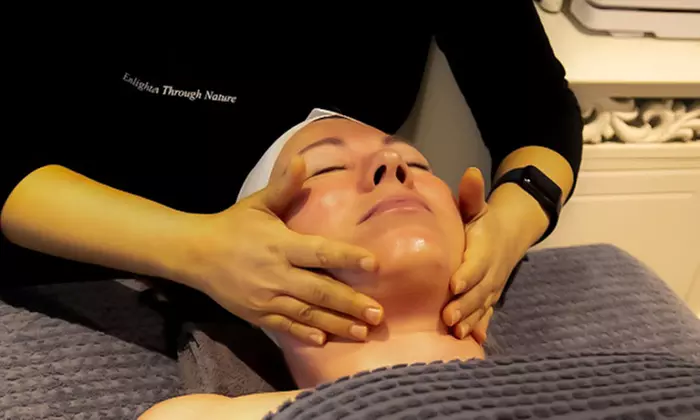 Get Hydra Dew Pure Moisturising Lift Facial or Skin Sensations Facial