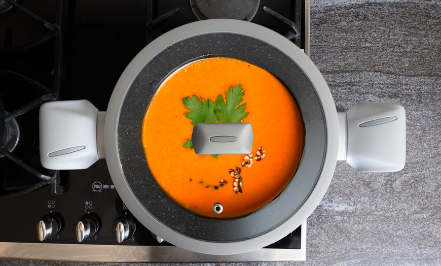 Image 16: Batteria da cucina da 10 o 14 pezzi Royalty Line