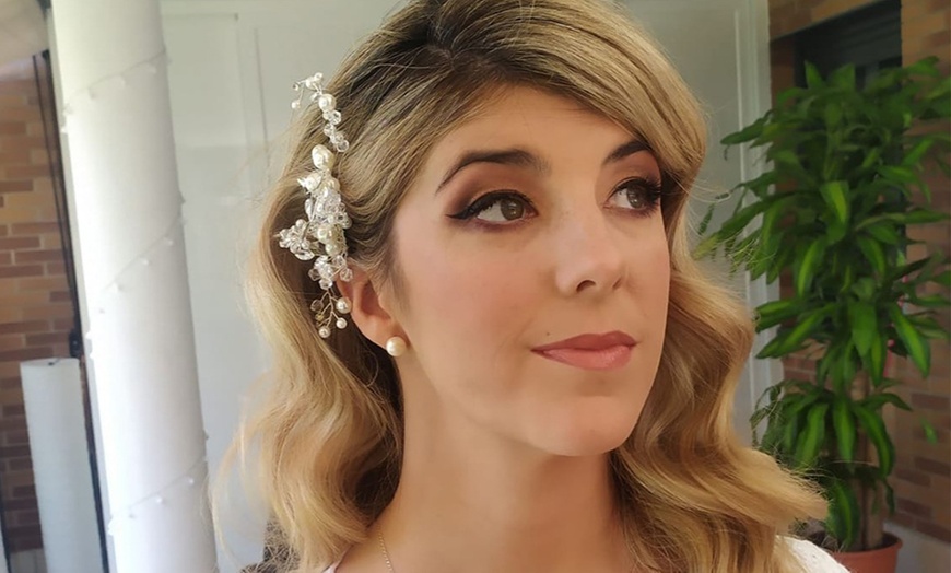 Image 12: Maquillaje y peluquería a domicilio para eventos o para novia
