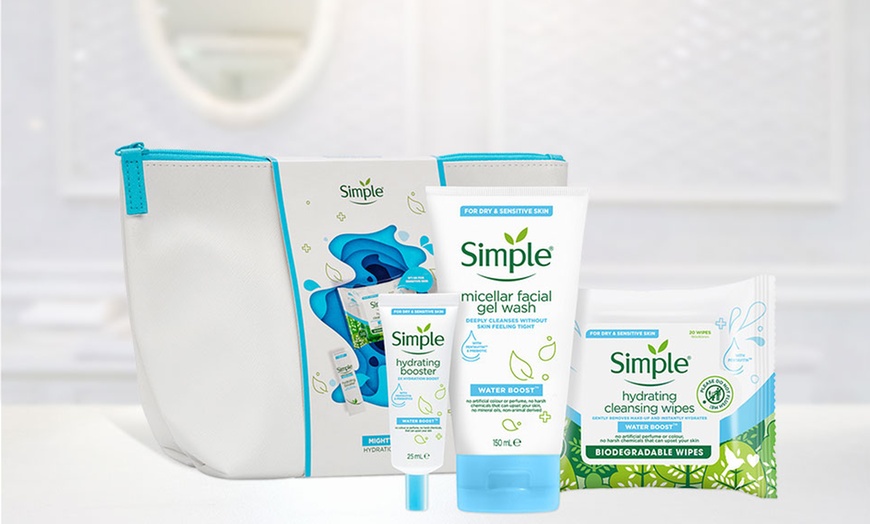 Image 2: Simple Boost Hydration Gift Set