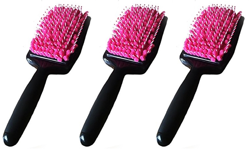 Image 3: Hair-Drying Brush