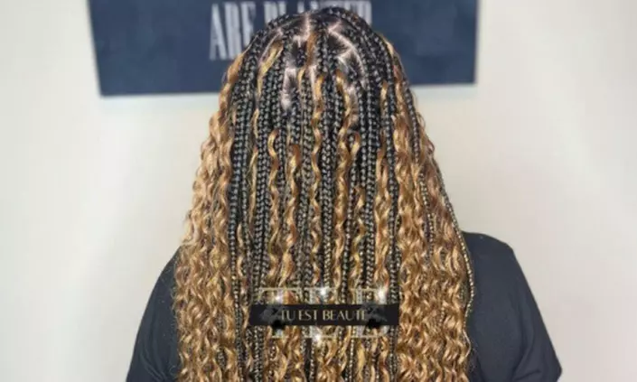 Small, Medium / Large Knotless Braid Session Or Men's Deluxe Hair Braiding at Tu Est Beaute Bar (Up to 50% Off) - Second Medium