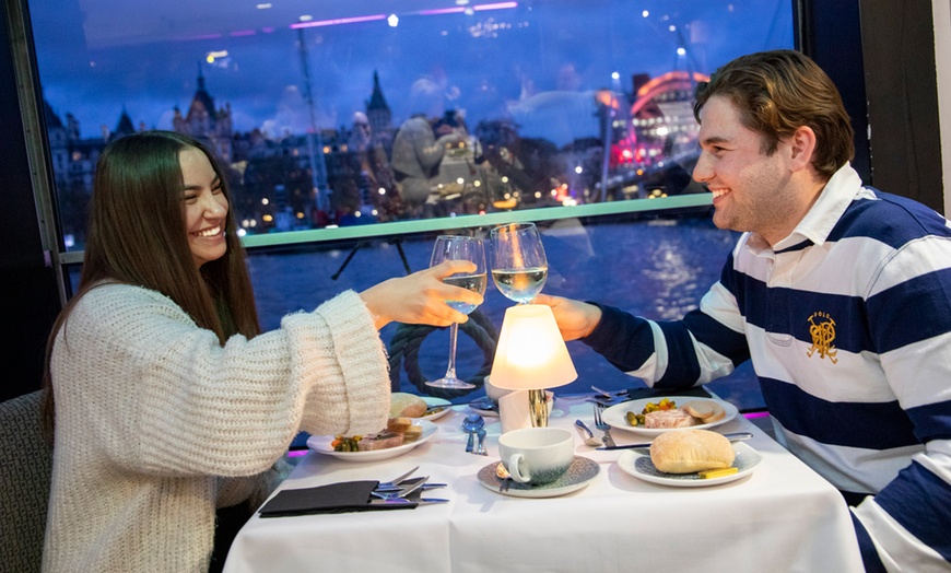 Image 2: London Lunch or Evening Cruise with Iconic Views & Live Entertainment
