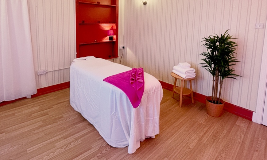 Image 1: Expert Body Massages - Thai, Deep Tissue, Swedish or Aromatherapy 