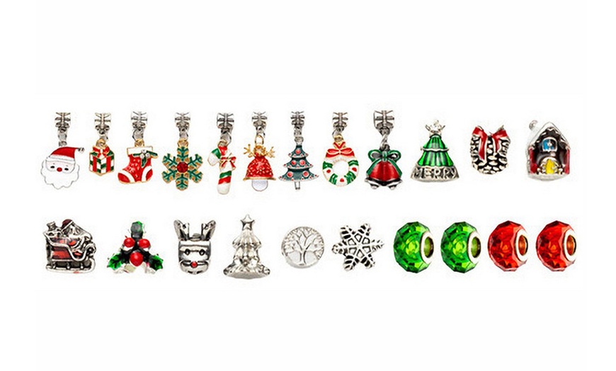 Image 6: 24-Day Christmas Advent Calendar Bracelet Making Kit