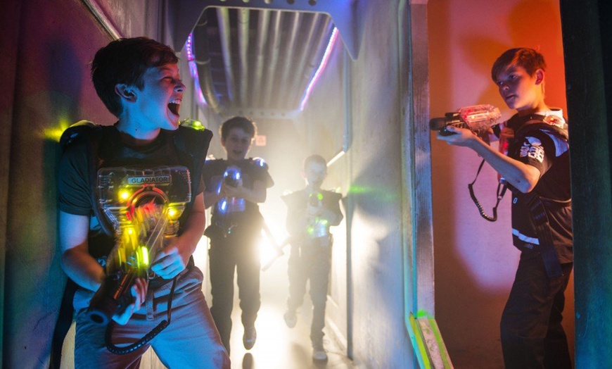 Image 3: Laser Tag