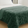 Image 35: Premium Winter Quilt: Soft, Hypoallergenic and Luxurious Comfort