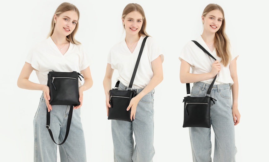 Image 2: Double Compartment Leather Crossbody Bag Fashion Business Bag