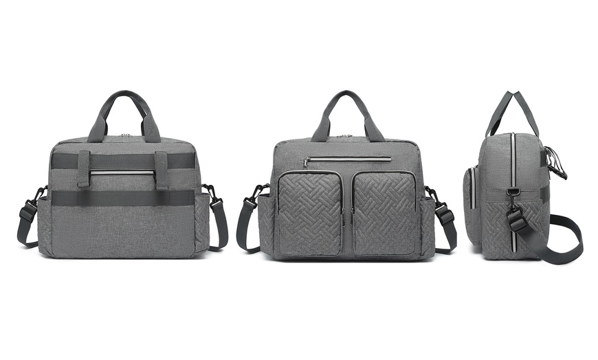 Image 11: Versatile Diaper Changing Tote Bag