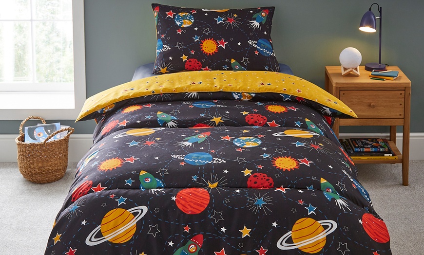 Image 1: Silentnight Healthy Growth Coverless Duvet