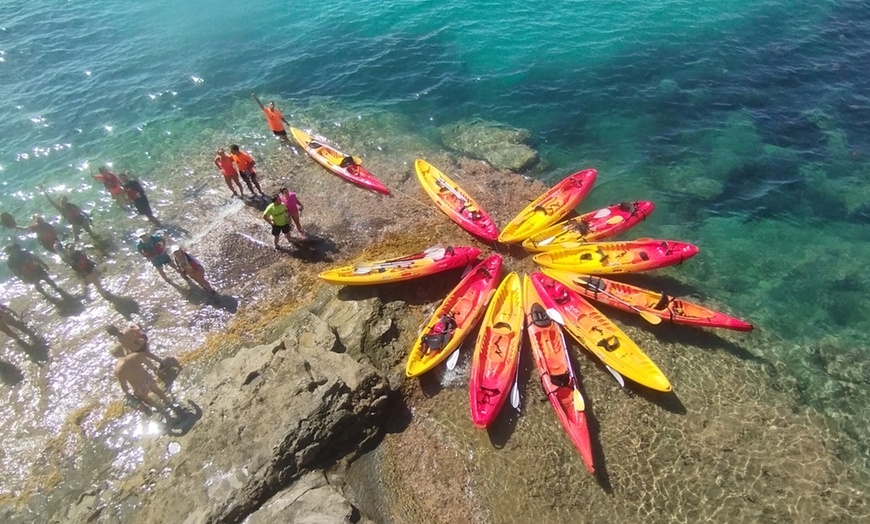 Image 11: Ruta en kayak y esnórquel la Villajoyosa para hasta 8 personas