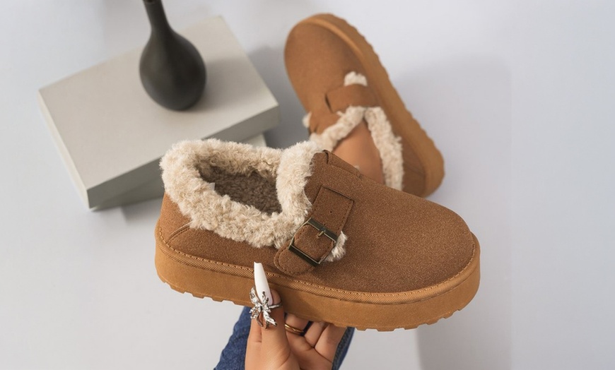 Image 4: Warm Fleece Lined Ankle Boots