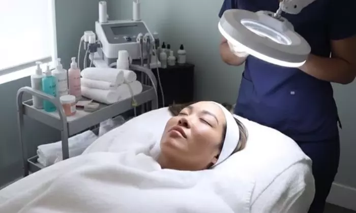 Luxurious 50-Min Marine Collagen or Stem Cell Facial for Enhanced Glow