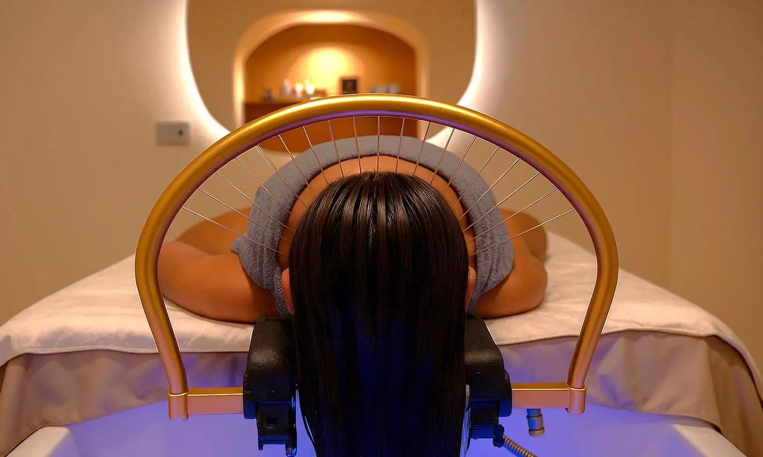 Ritual head spa capilar de 60 o 90 minutos con masajes, bebida de cortesía y diagnóstico personalizado para 1 persona - Primary Image