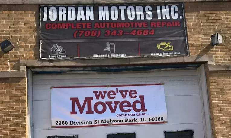 Expert Oil Changes: Engine Protection & Performance Boost