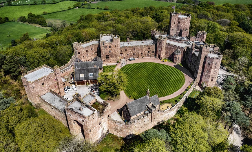 Image 2: Cheshire: Luxury Dining Experience and 1 Night with Breakfast 